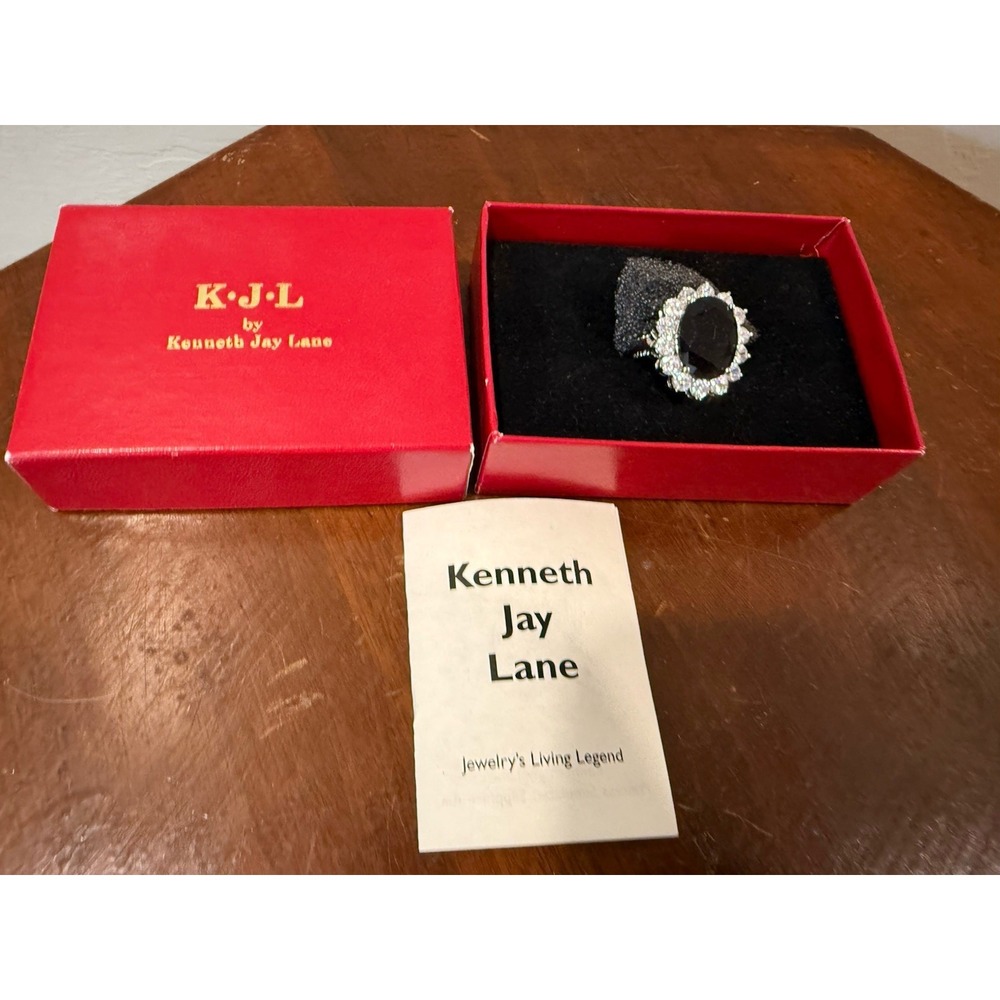 VINTAGE Kenneth Jay Lane KJL Princess Simulated Sapphire & Crystal Ring Sz 8 Blu